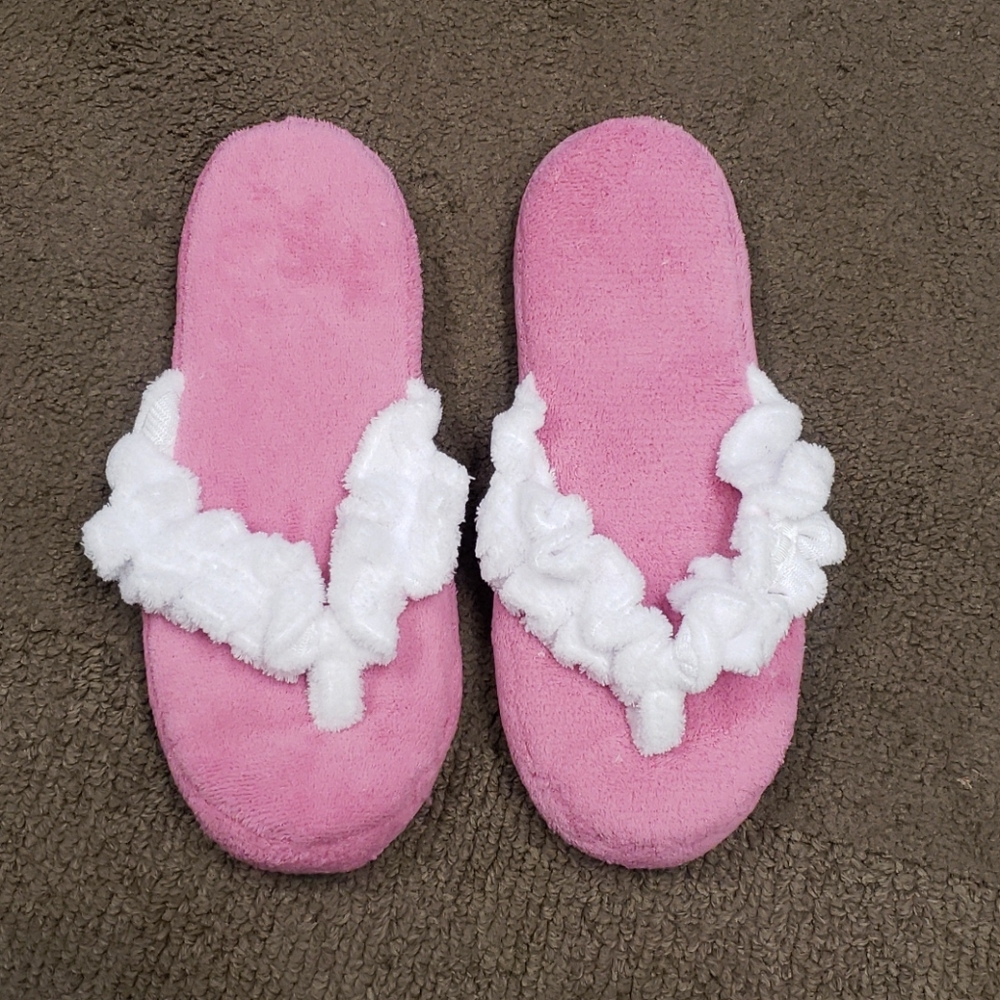 Soft and Plush Memory Foam Slippers